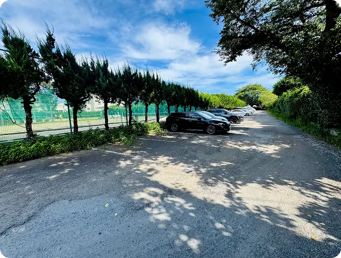 画像：駐車場